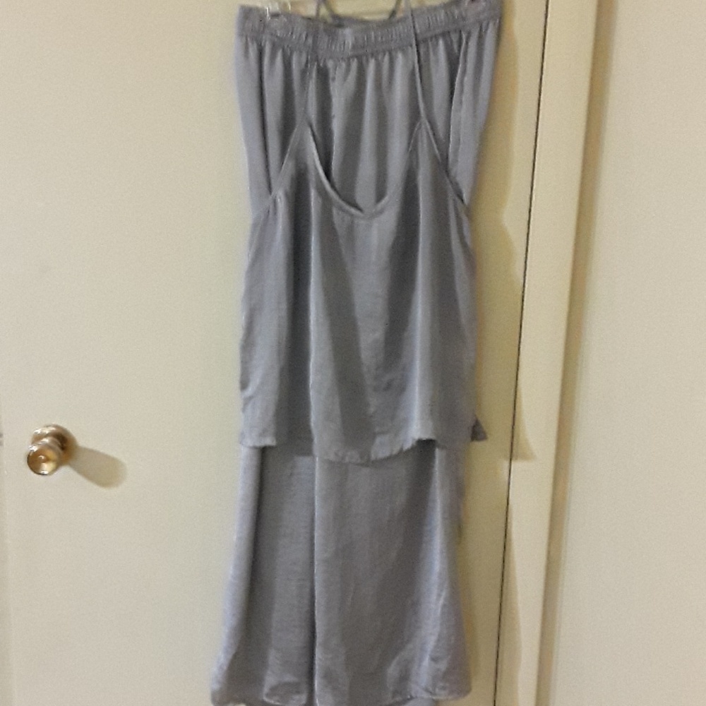 Tahari size medium silky pajama set